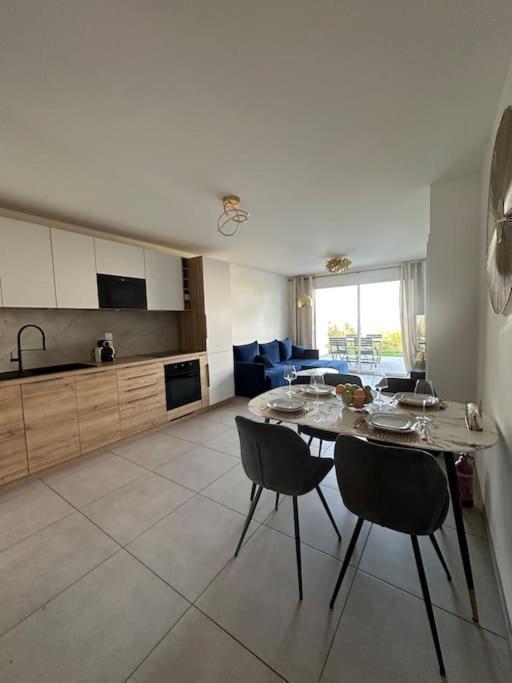 Royal Park Lake View Apartment Évian-les-Bains Esterno foto