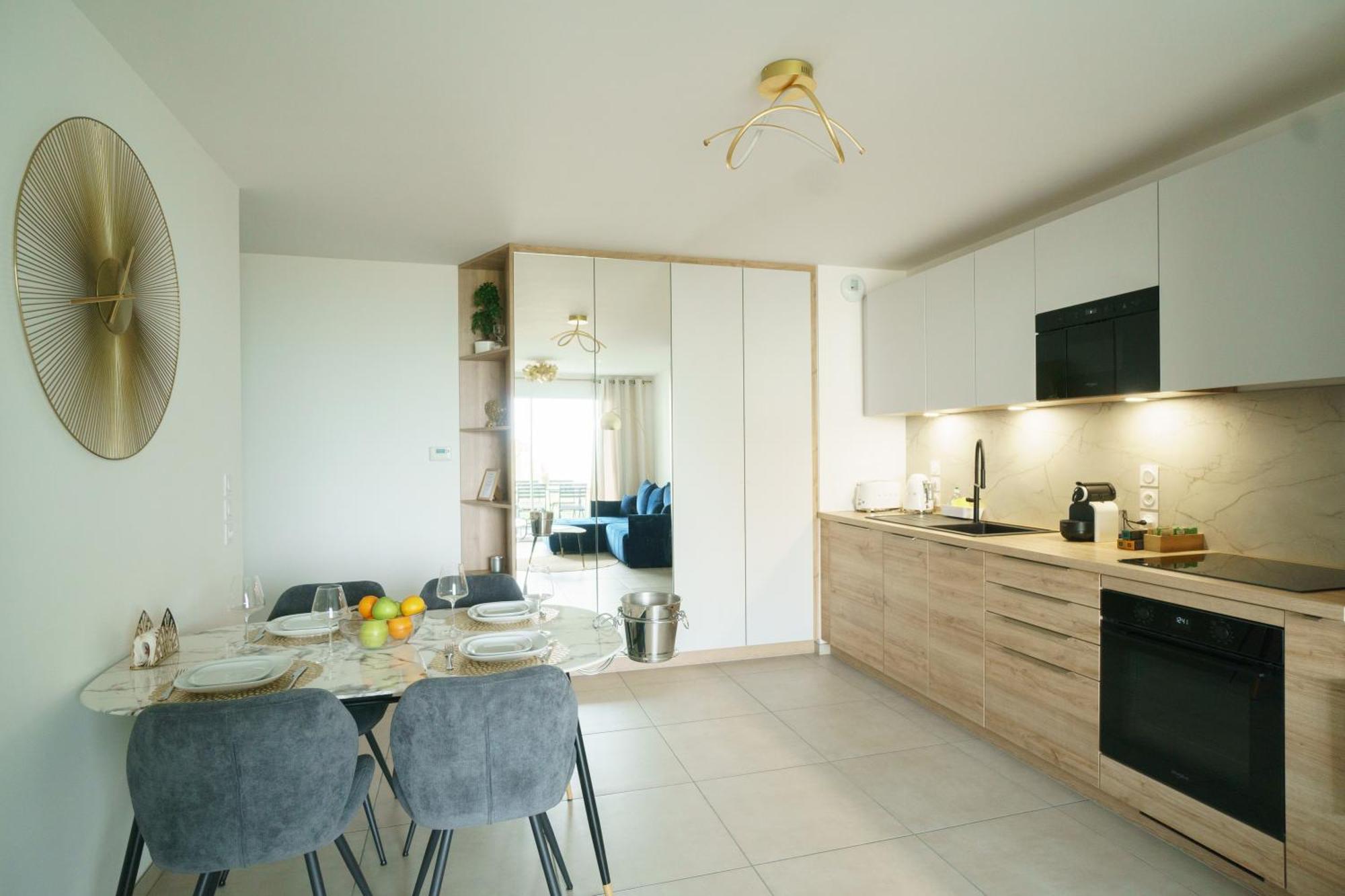 Royal Park Lake View Apartment Évian-les-Bains Esterno foto